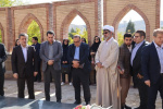 حضور معاون آموزش وزارت بهداشت در گلزار شهدای گمنام دانشگاه علوم پزشکی اراک